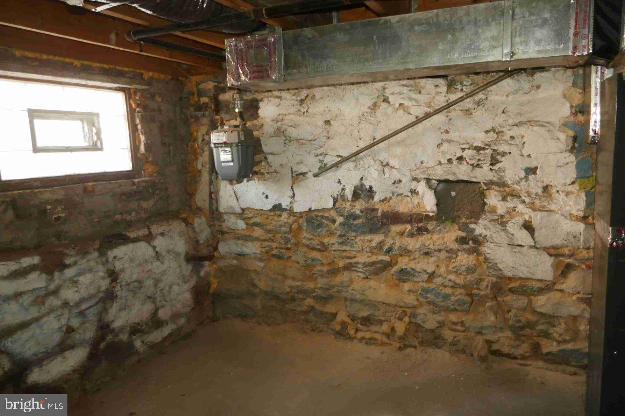 WASHINGTON VILLAGE - Residential