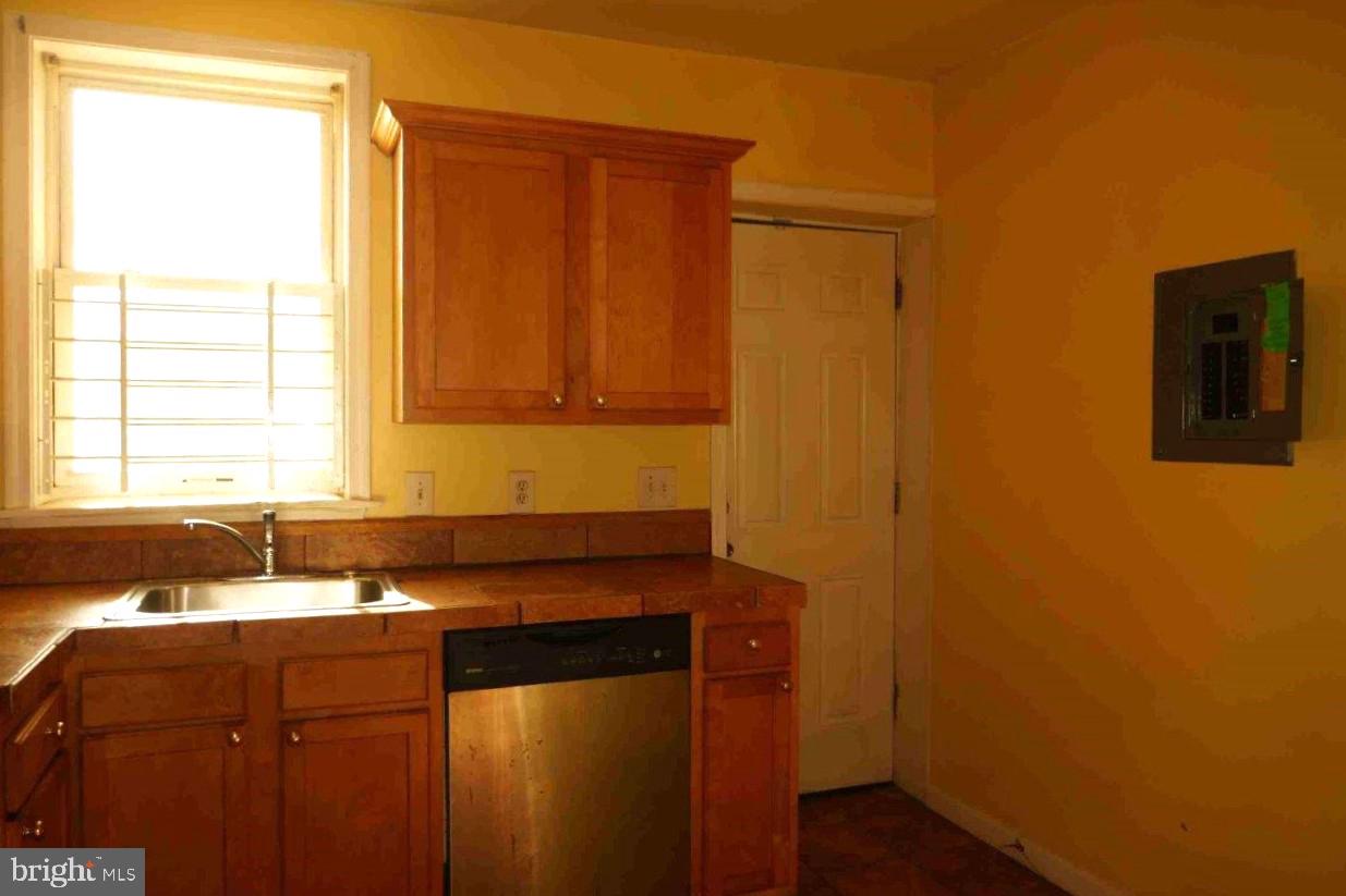 WASHINGTON VILLAGE - Residential