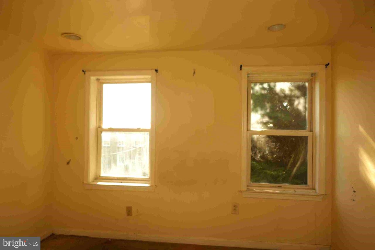 WASHINGTON VILLAGE - Residential