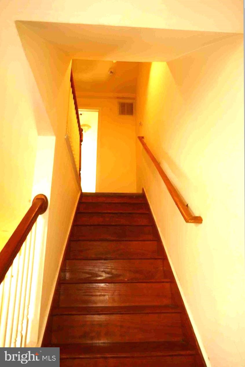 WASHINGTON VILLAGE - Residential