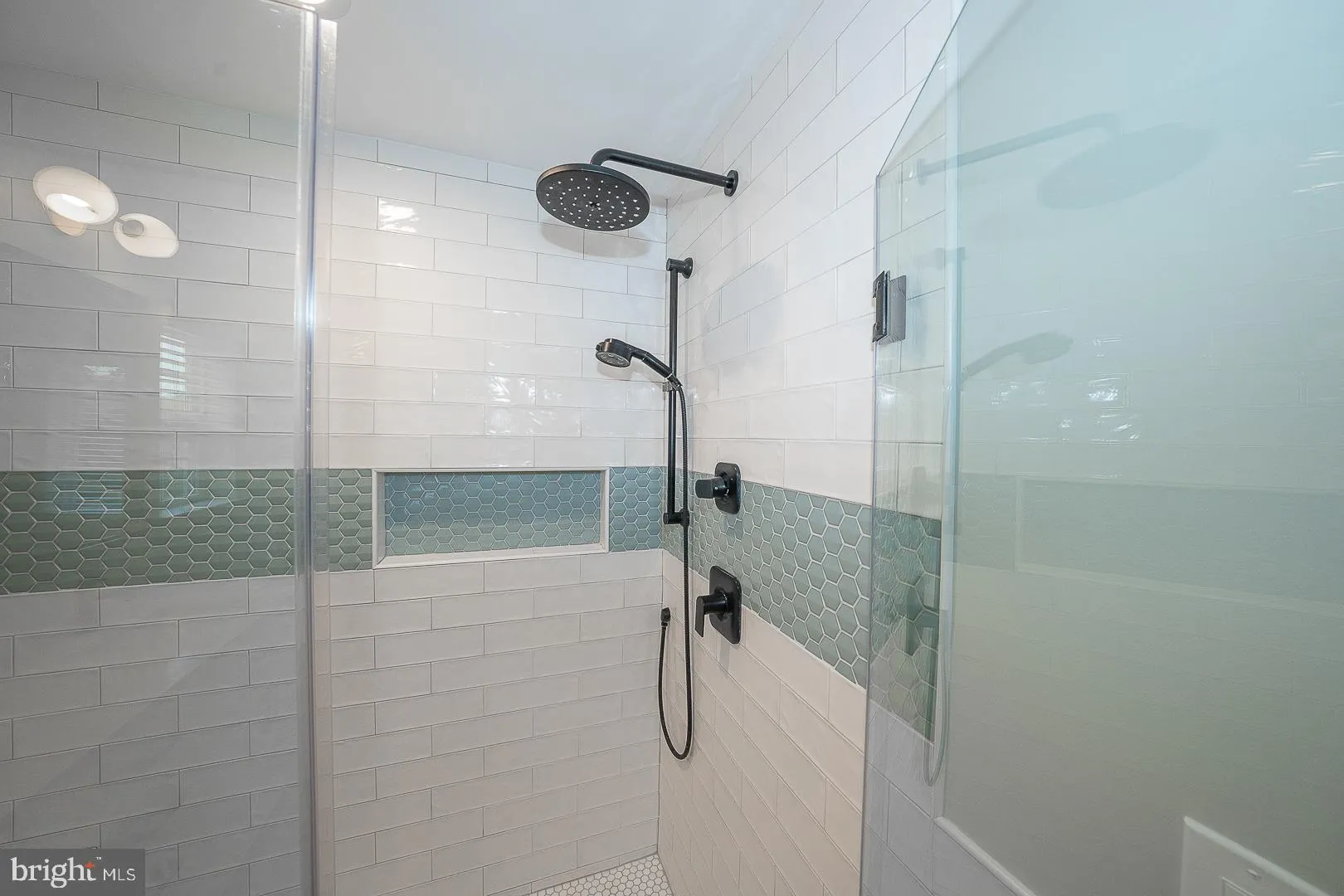 Conshohocken, Pennsylvania 19428, United States, 3 Bedrooms Bedrooms, ,3 BathroomsBathrooms,Residential,Active,161868