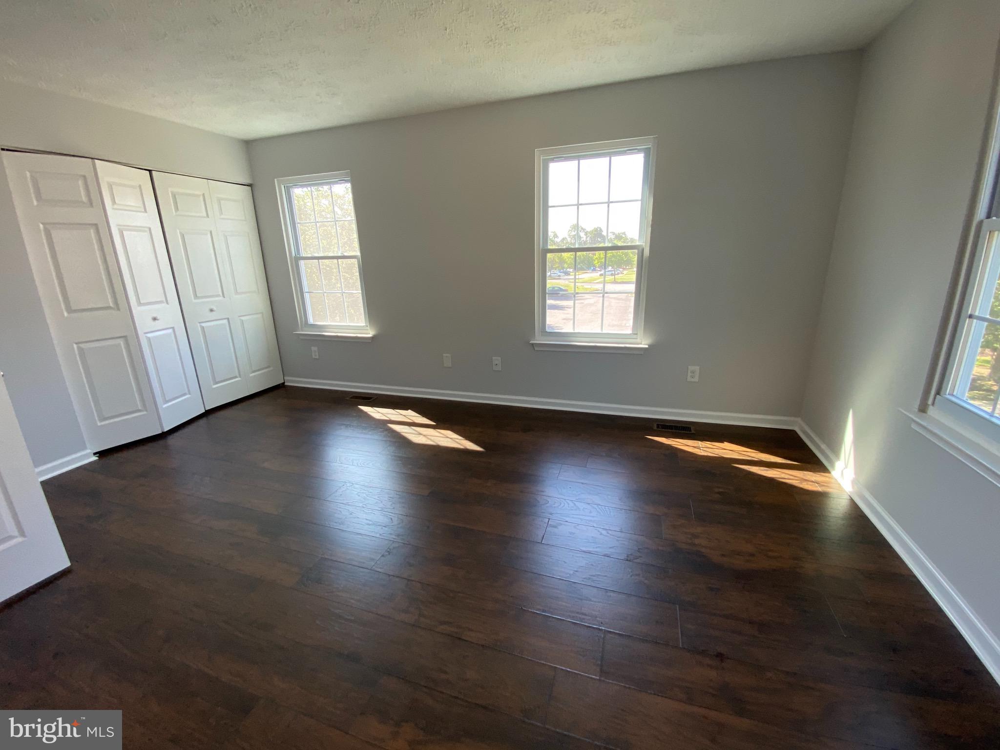 ST CHARLES LANCASTER - Residential Lease