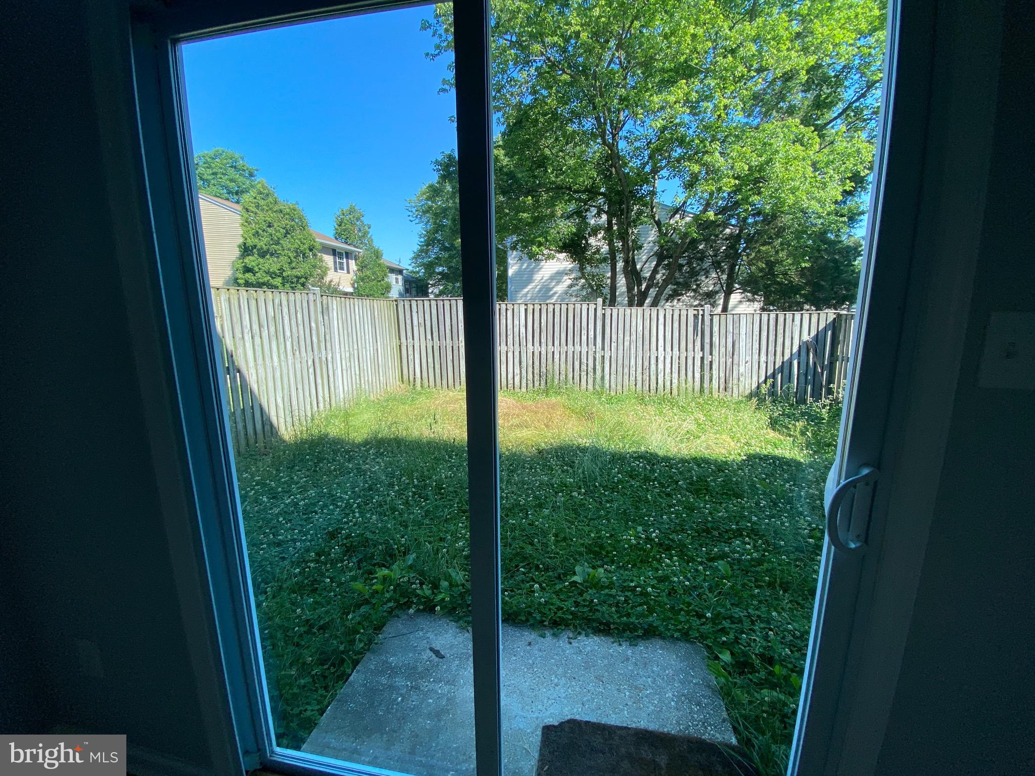 ST CHARLES LANCASTER - Residential Lease