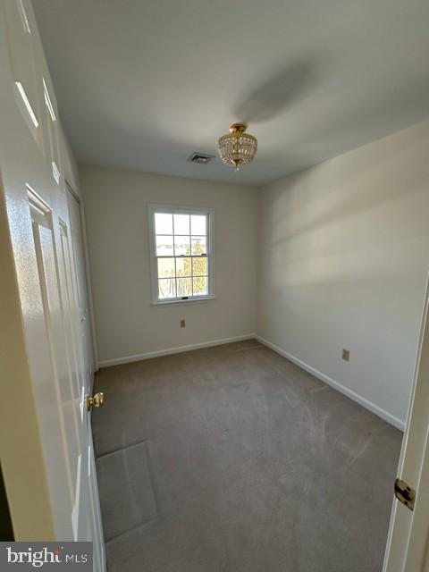 GRANBYS COVE - Residential