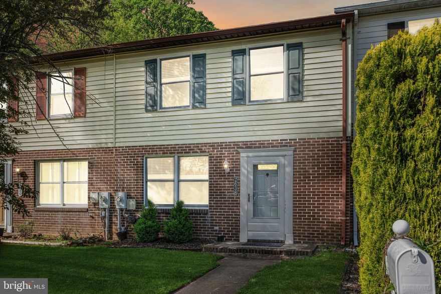 Welcome to 2638 Pearwood Road in Parkville! This well-maintained 3-bedroom, 1.5-bath townhome offers nearly 1,300 square feet of living space and a host of updates throughout. Features include an eat-in kitchen with a spacious pantry, updated fixtures, and new sliding and front entry doors. A recently replaced roof adds value and peace of mind.

The fenced backyard provides outdoor space for recreation or relaxation.  Additional highlights include off-street parking, efficient layout, and no HOA fees. Conveniently located near shopping, dining, parks, and commuter routes.

Key Features:

3 Bedrooms / 1.5 Bathrooms

Eat-In Kitchen with Pantry

New Roof, Front Door & Sliding Door

Updated Fixtures Throughout

Fenced Backyard

Backs to Open Green Space

No HOA

Don’t miss this move-in ready opportunity in a desirable Parkville location!