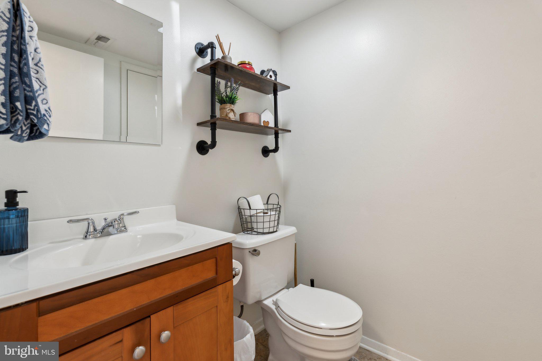 CHIPPENDALE - Residential
