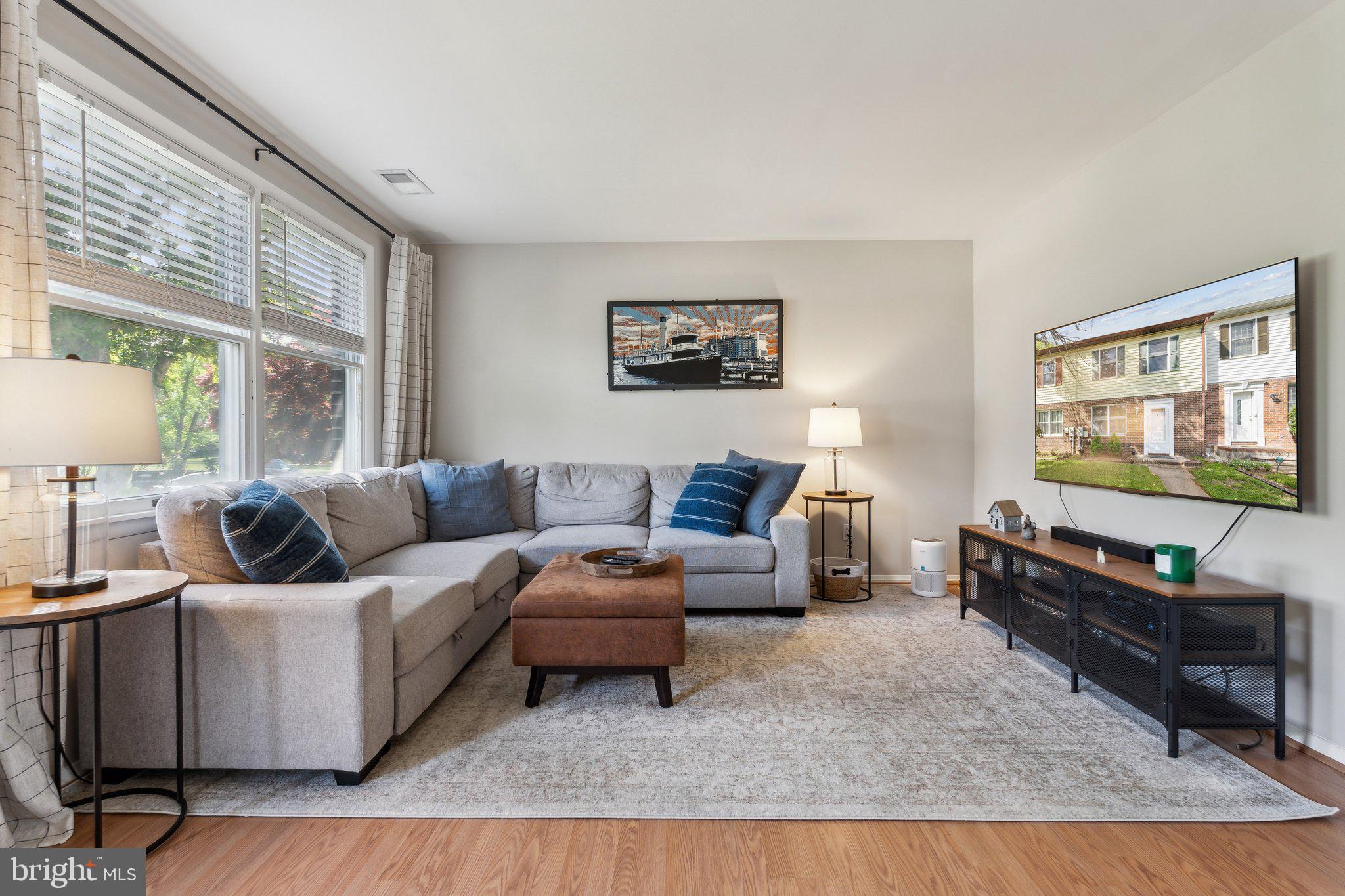 CHIPPENDALE - Residential