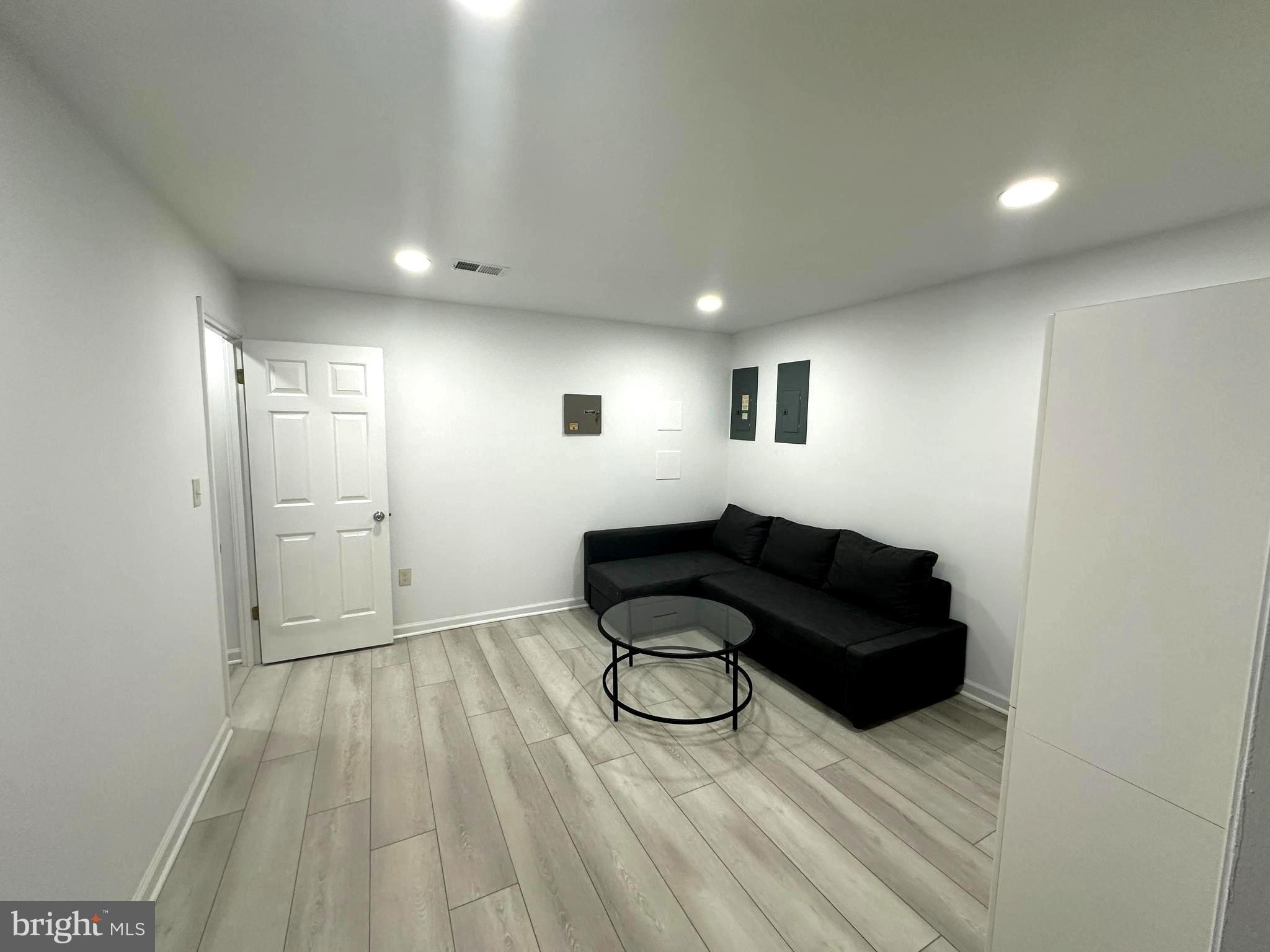 CRADOCK ESTATES - Residential Lease