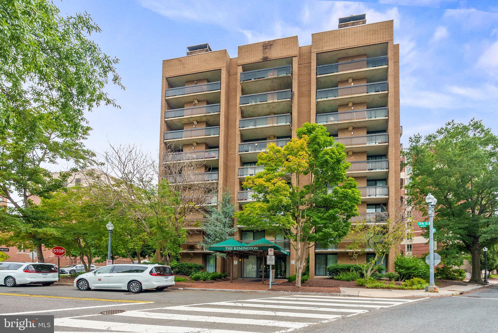 601 24TH STREET NW 306