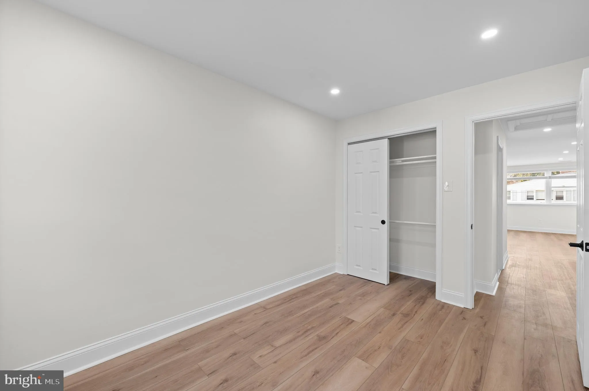 Broomall, Pennsylvania 19008, United States, 2 Bedrooms Bedrooms, ,2 BathroomsBathrooms,Residential,Active,85337