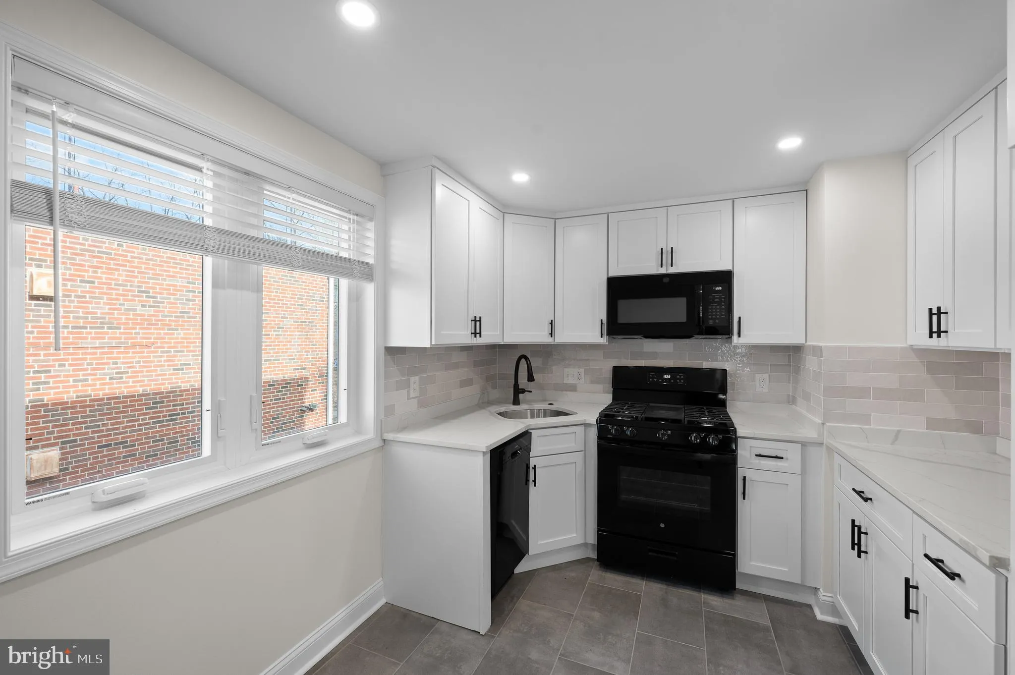 Broomall, Pennsylvania 19008, United States, 2 Bedrooms Bedrooms, ,2 BathroomsBathrooms,Residential,Active,85337