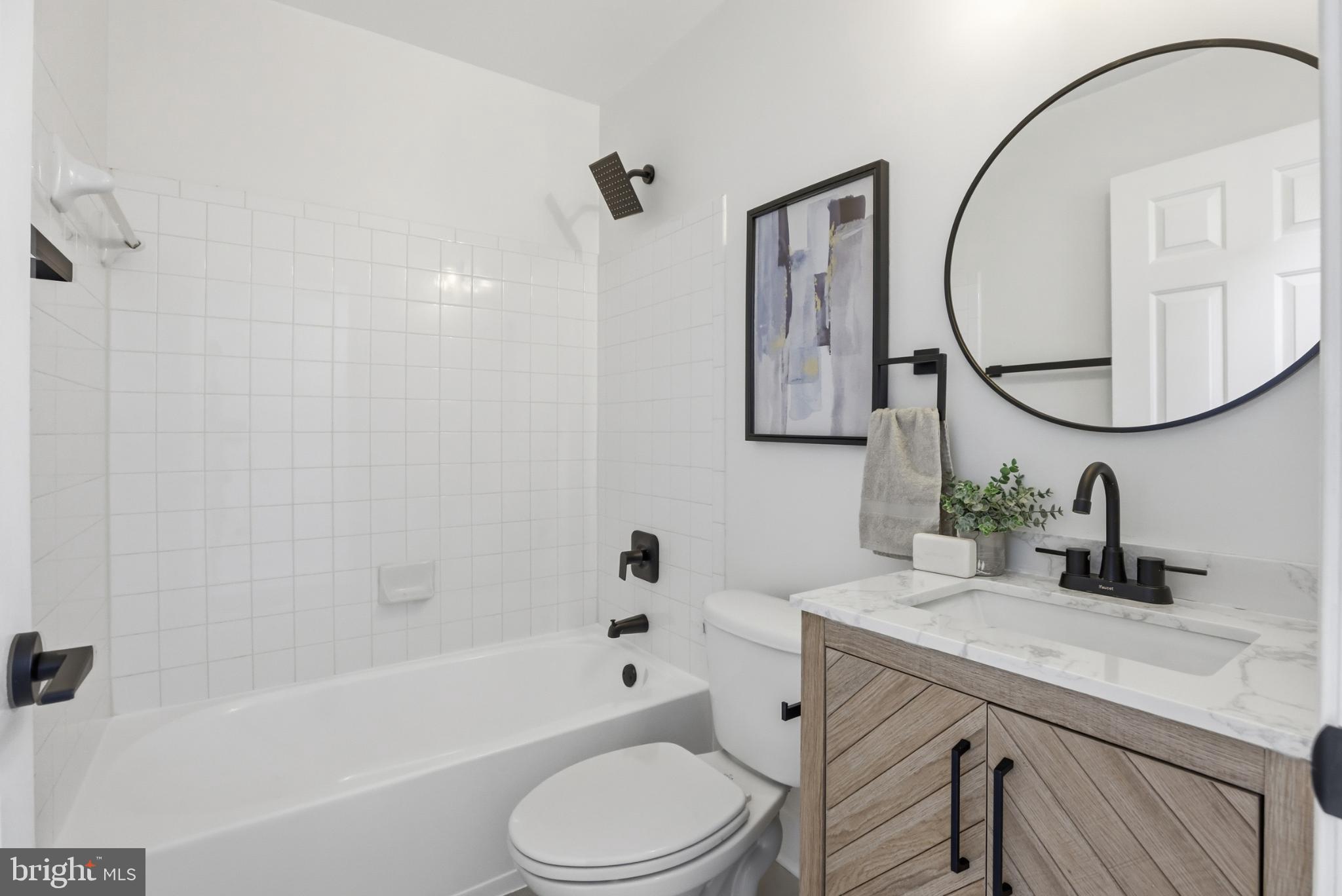 THOMPSON ESTATES - Residential