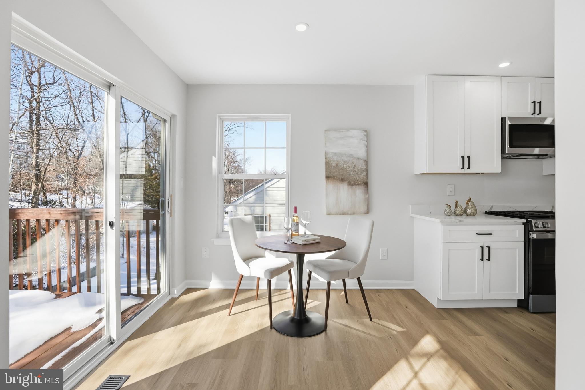 THOMPSON ESTATES - Residential