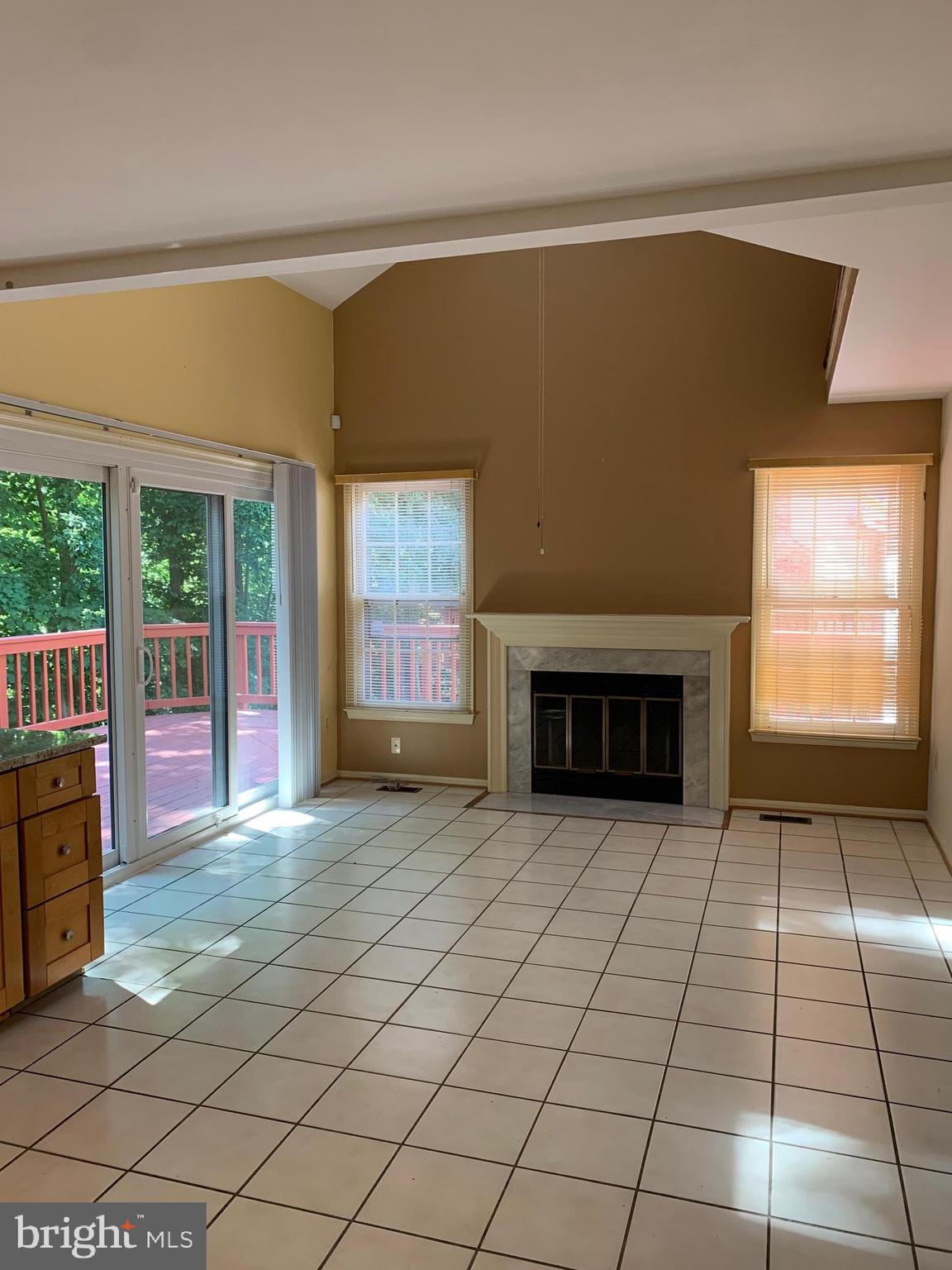 DEER PARK - Residential Lease