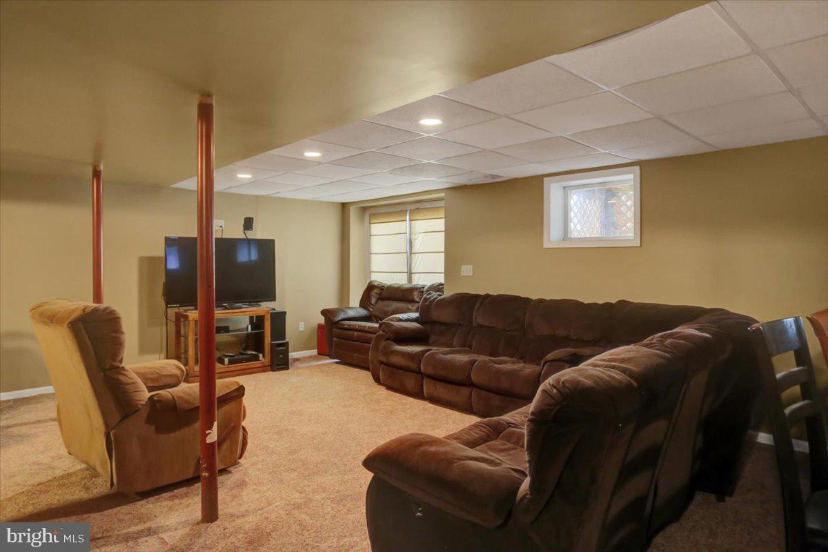 PINEBROOK - Residential