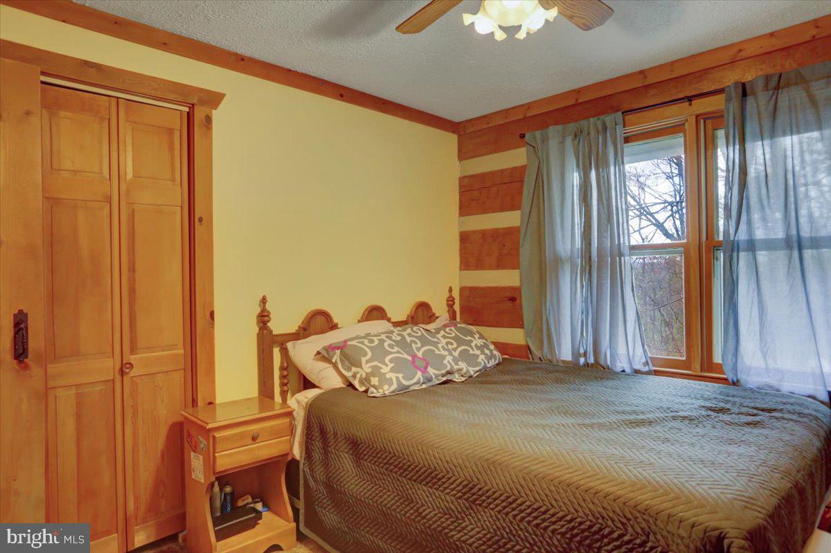 PINEBROOK - Residential