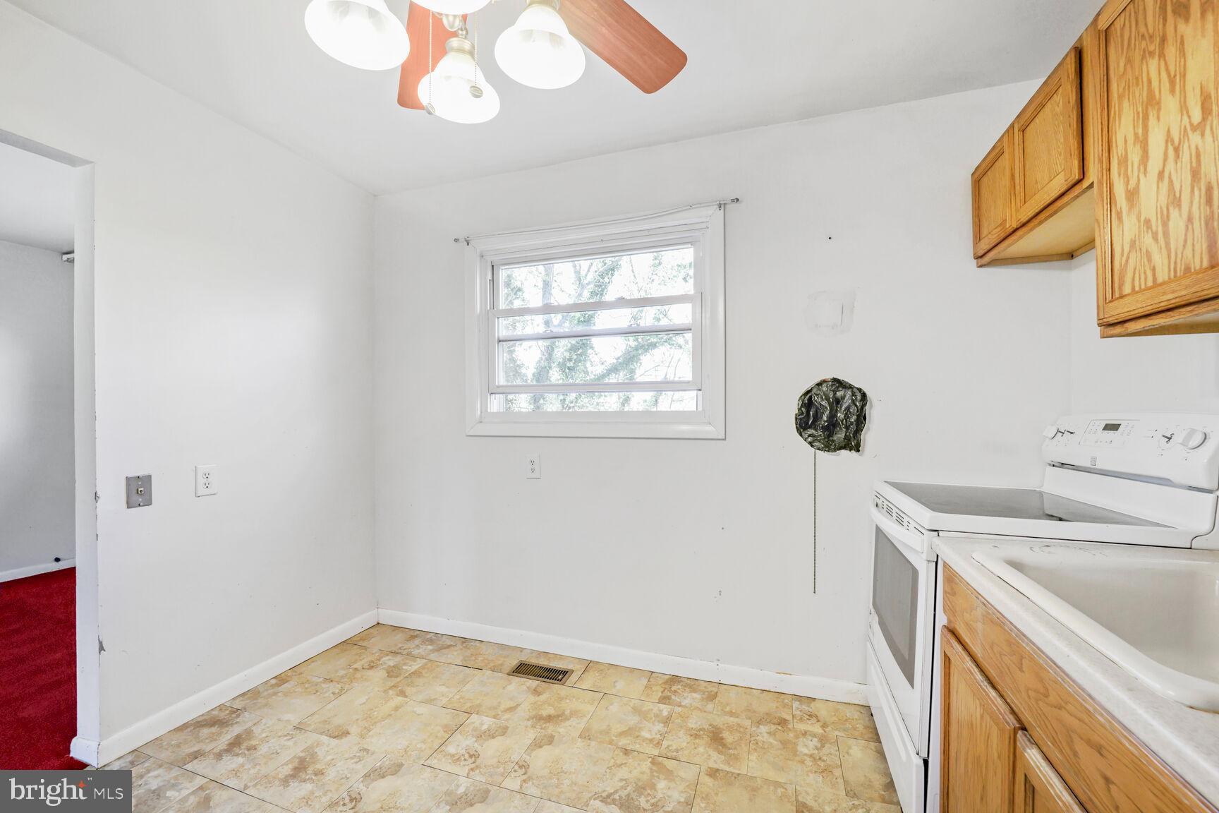 SKYLINE-3RD ADDN - Residential