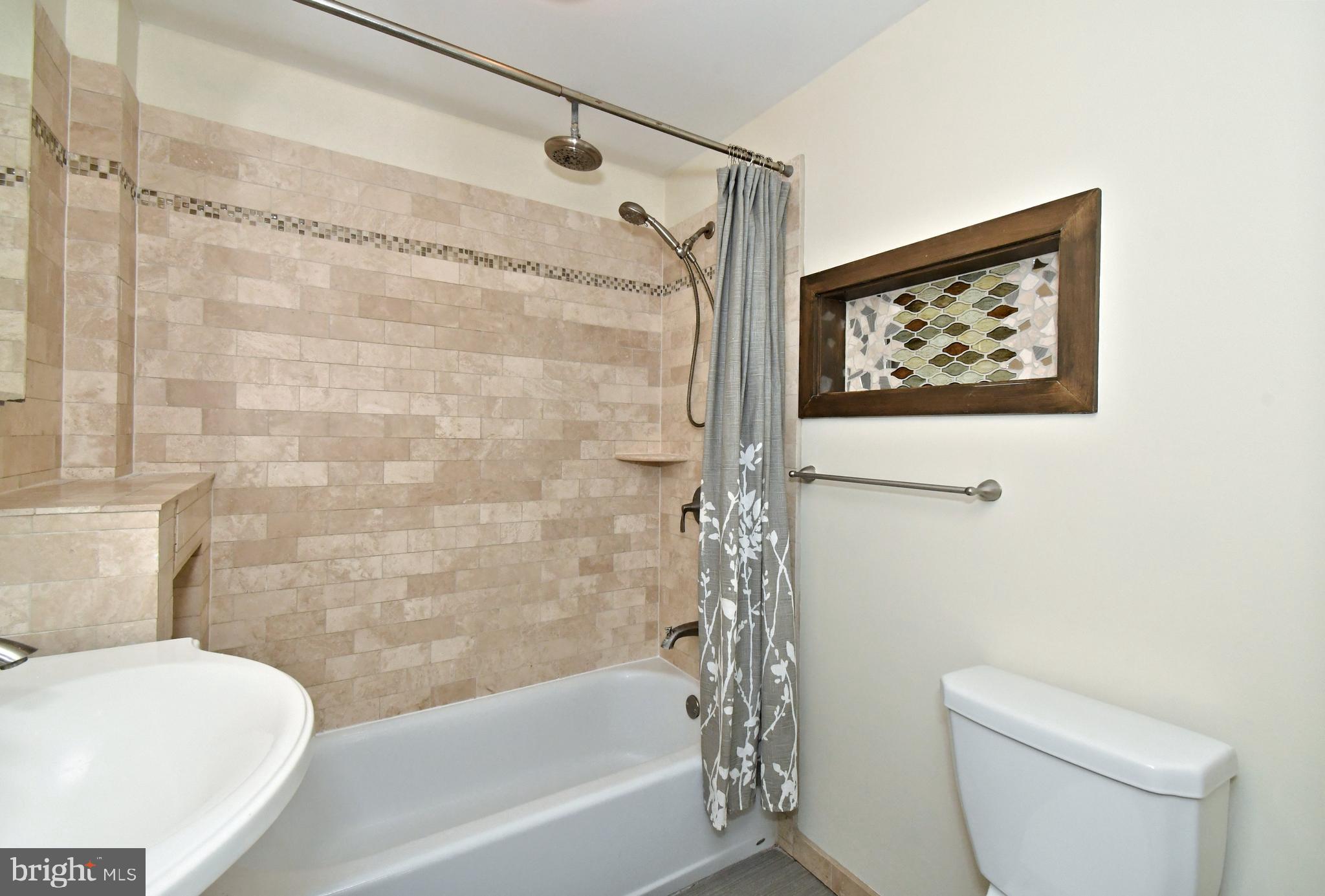 CONSHOHOCKEN - Residential