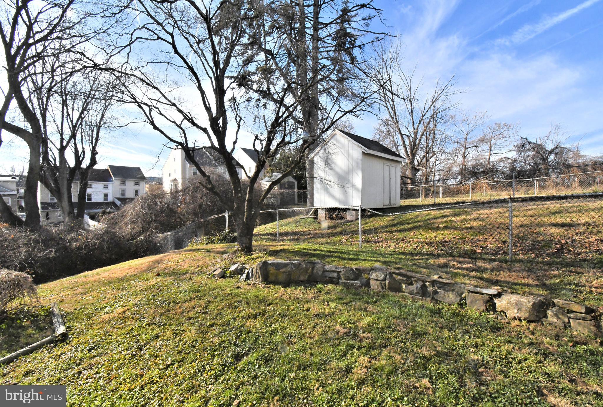 CONSHOHOCKEN - Residential