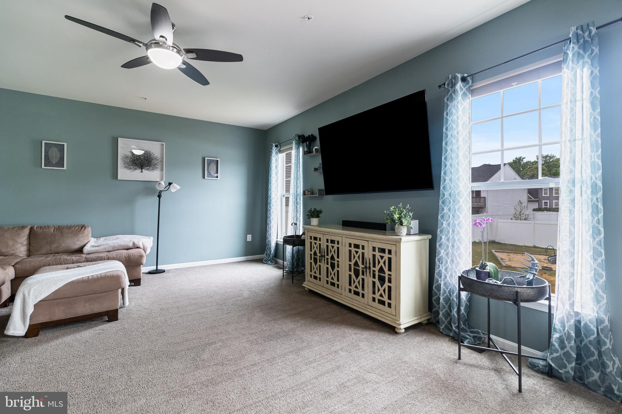ELIZABETH HILLS - Residential