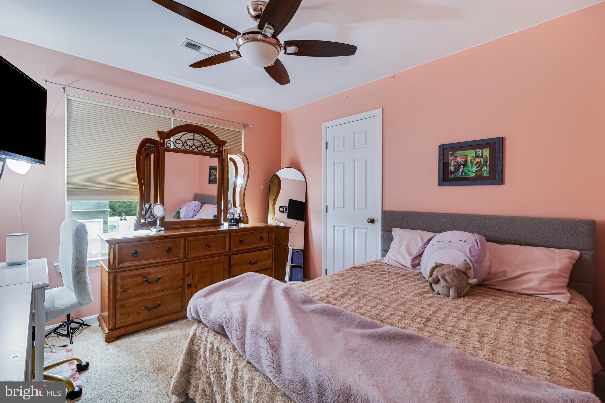 ELIZABETH HILLS - Residential