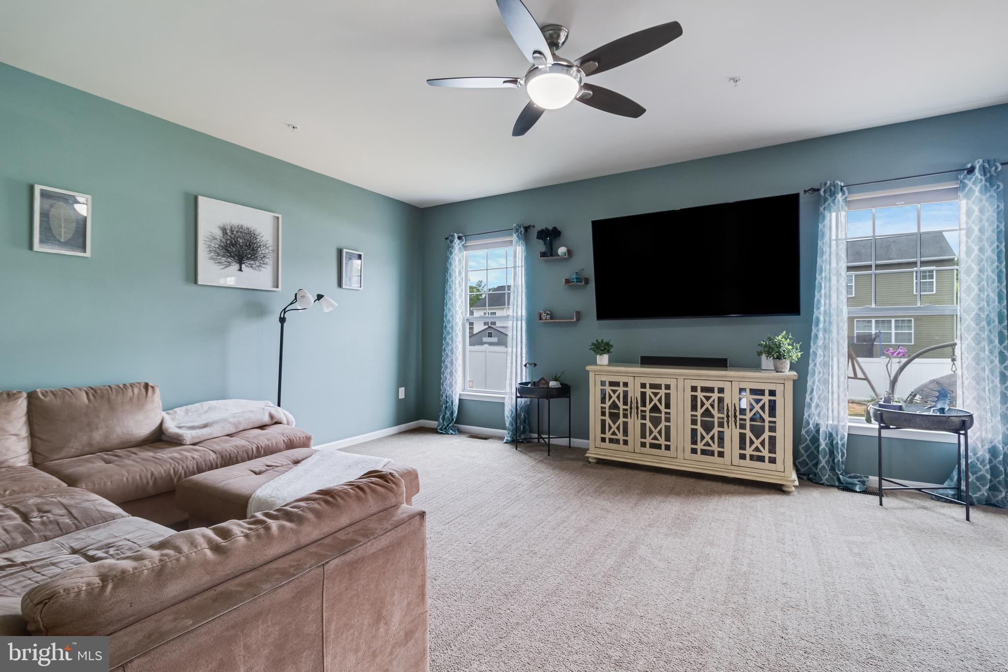 ELIZABETH HILLS - Residential
