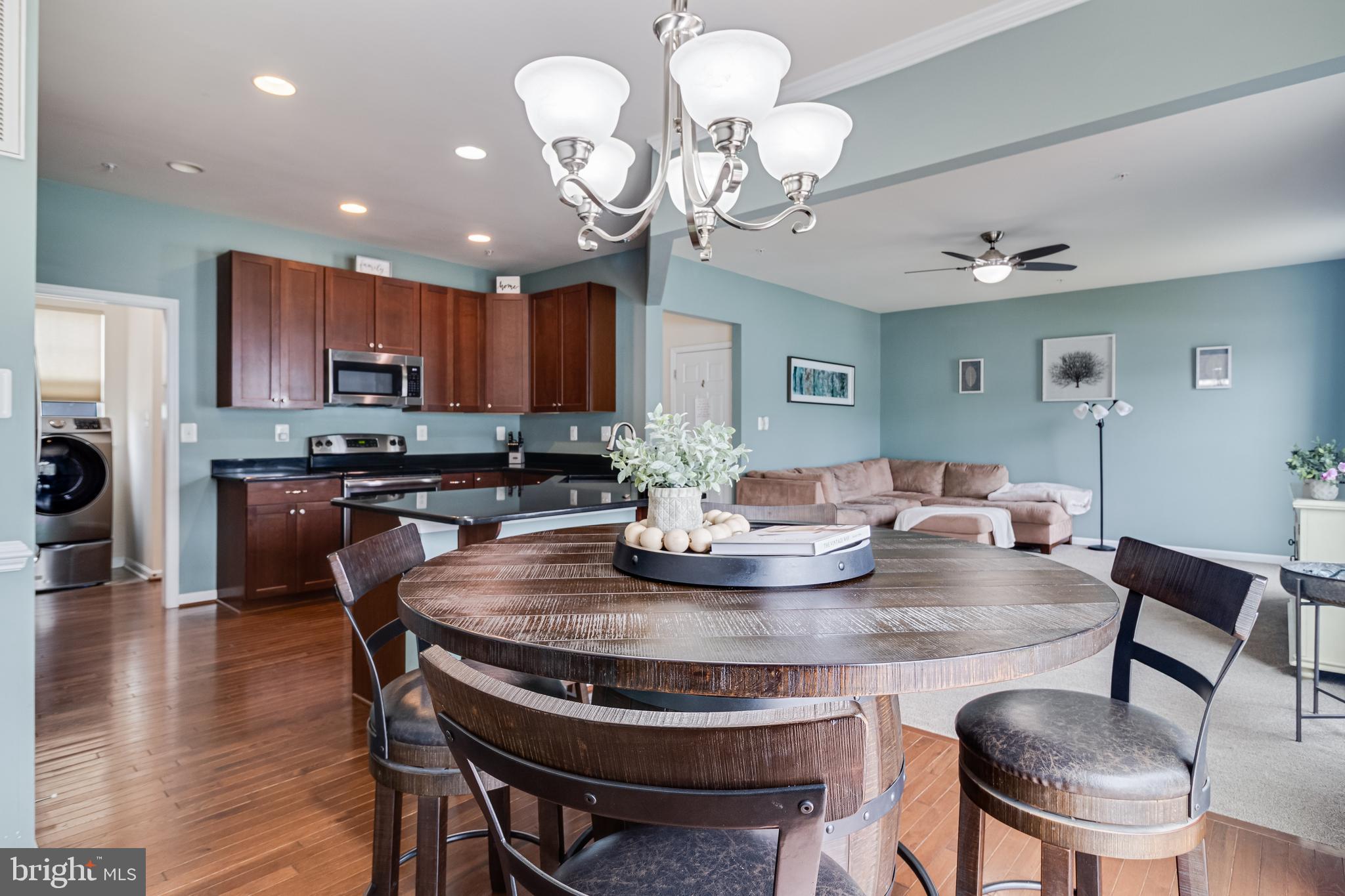ELIZABETH HILLS - Residential