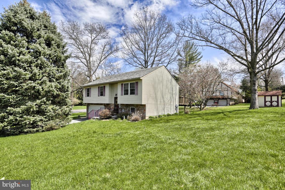 WEST RIDGE - Residential