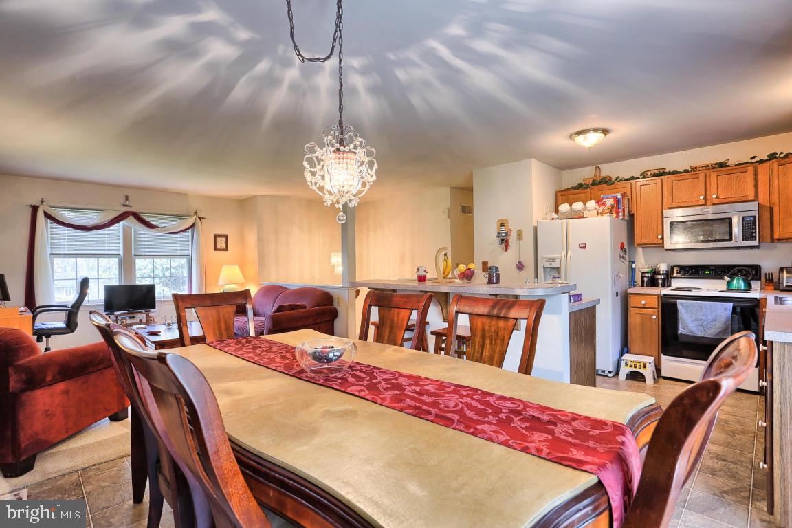 WEST RIDGE - Residential