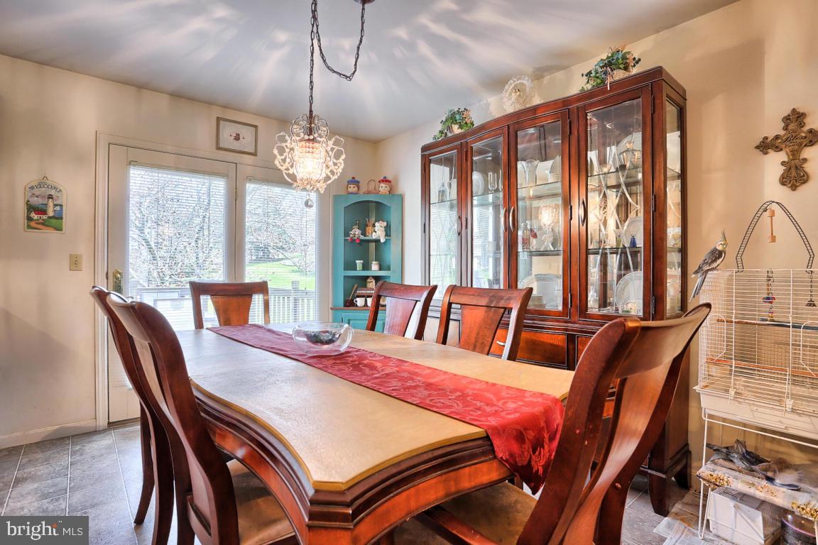 WEST RIDGE - Residential