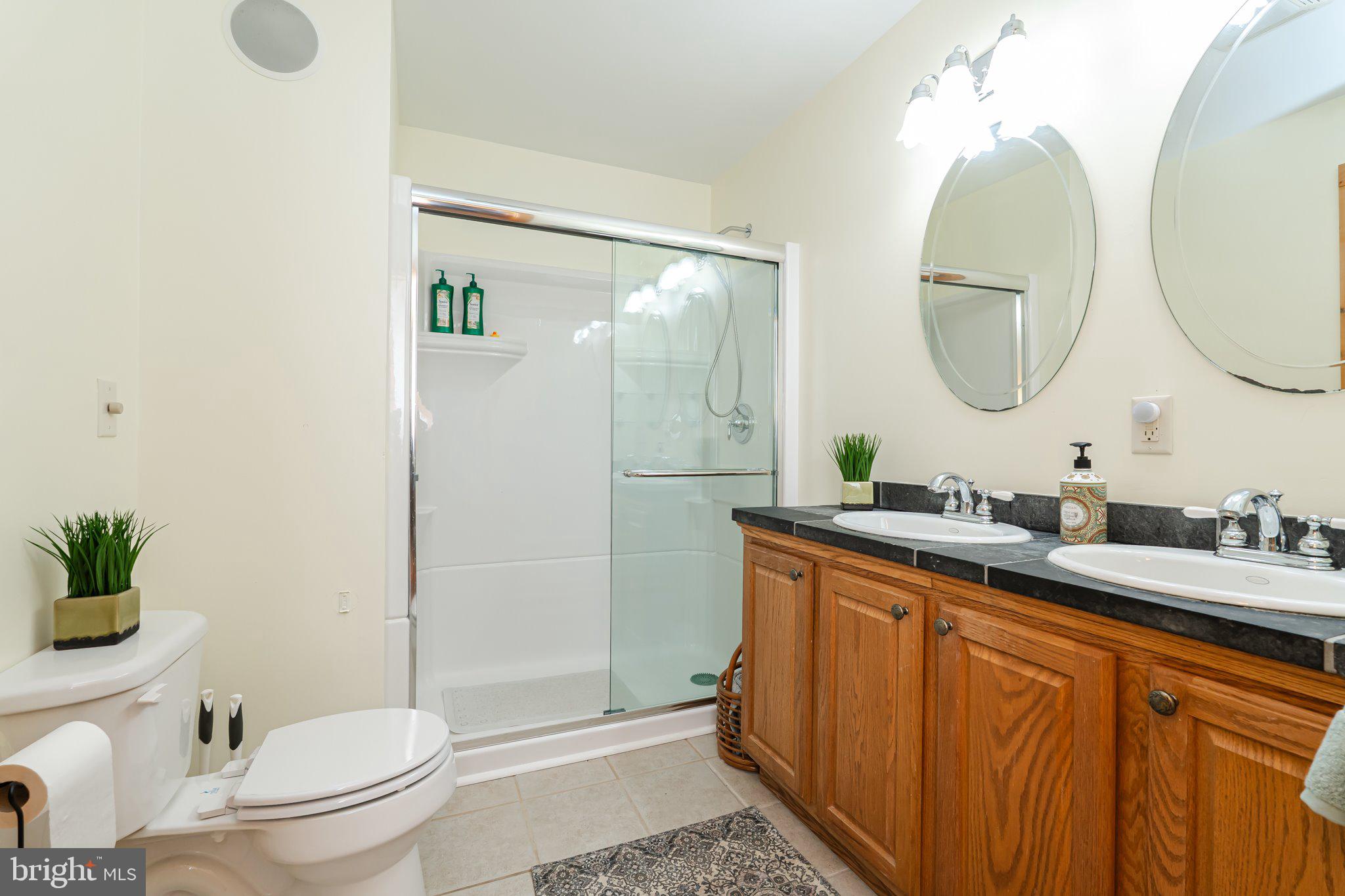 SLEEPY CREEK VIEW - Residential