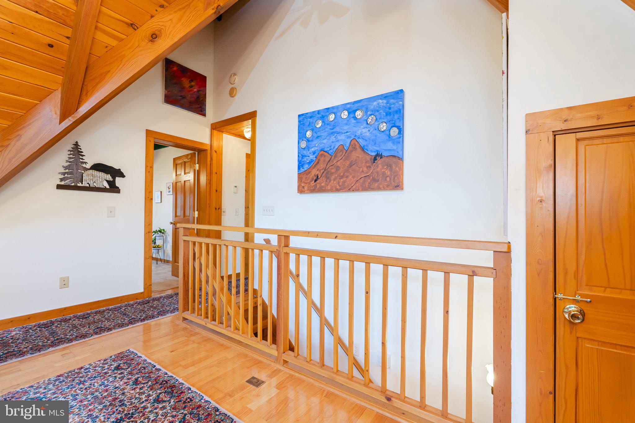 SLEEPY CREEK VIEW - Residential