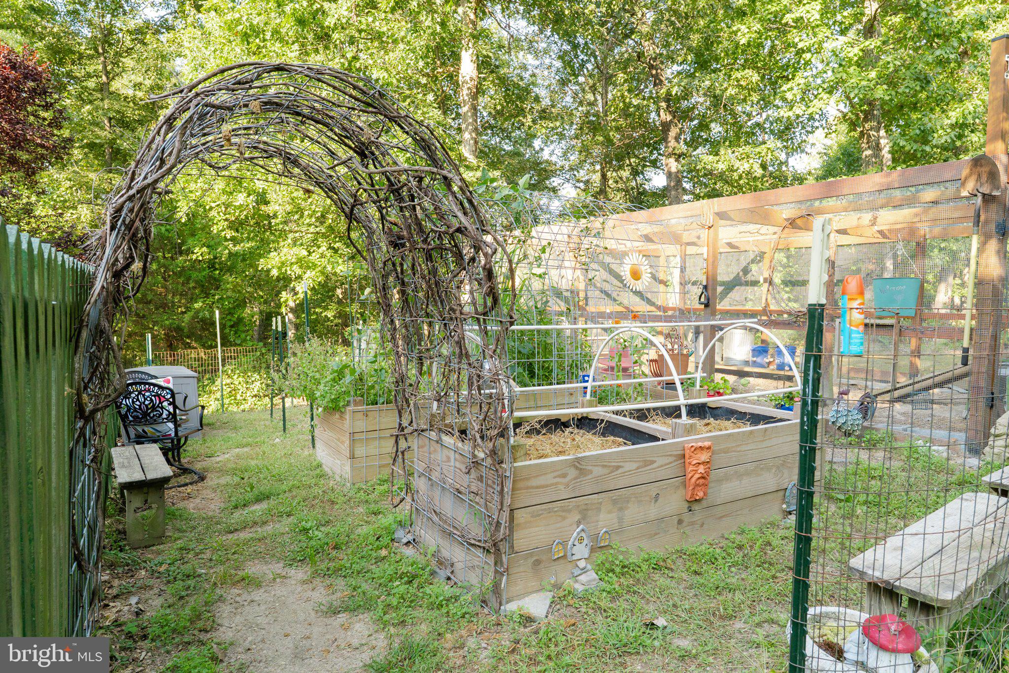 SLEEPY CREEK VIEW - Residential