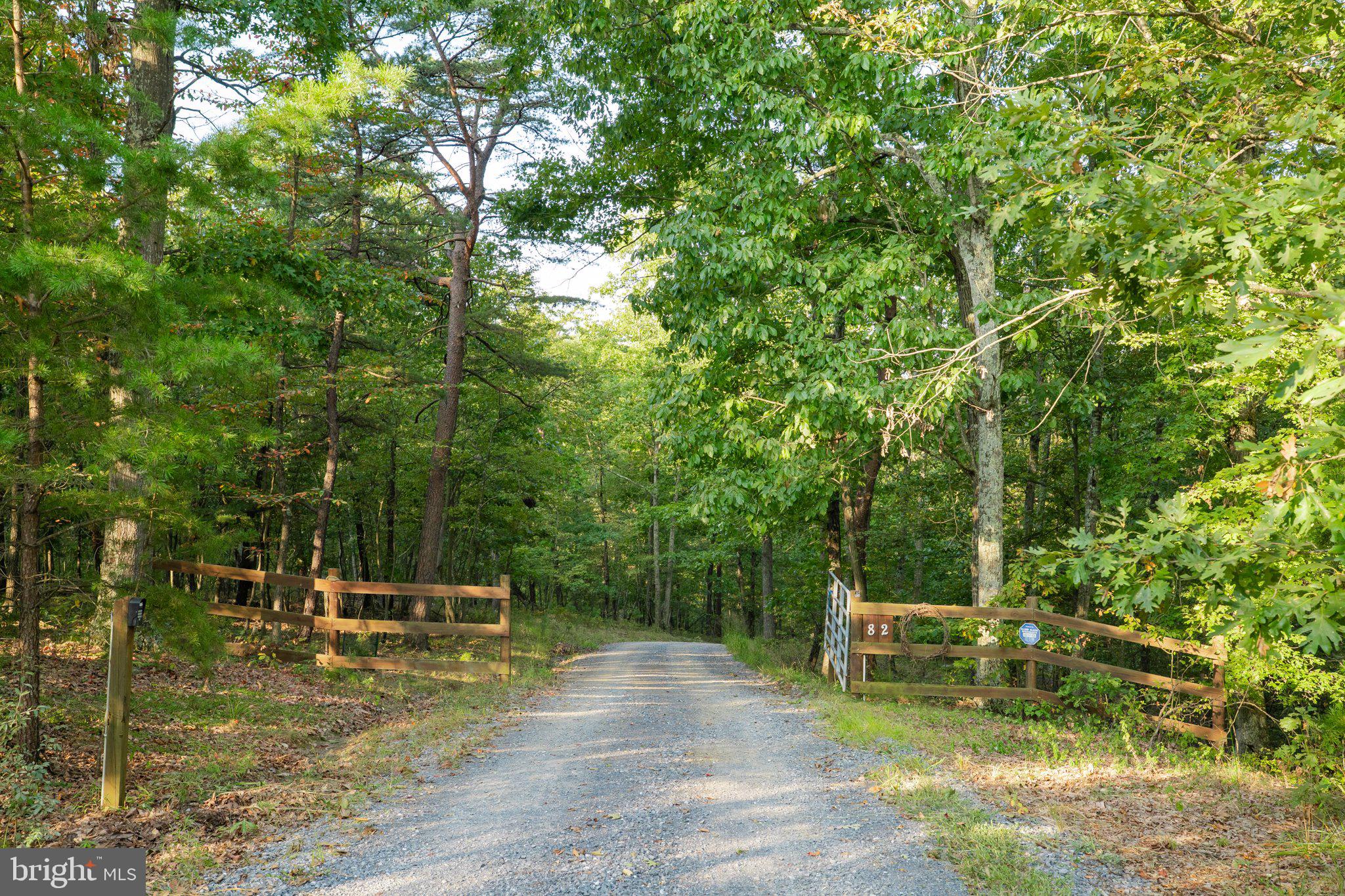 SLEEPY CREEK VIEW - Residential