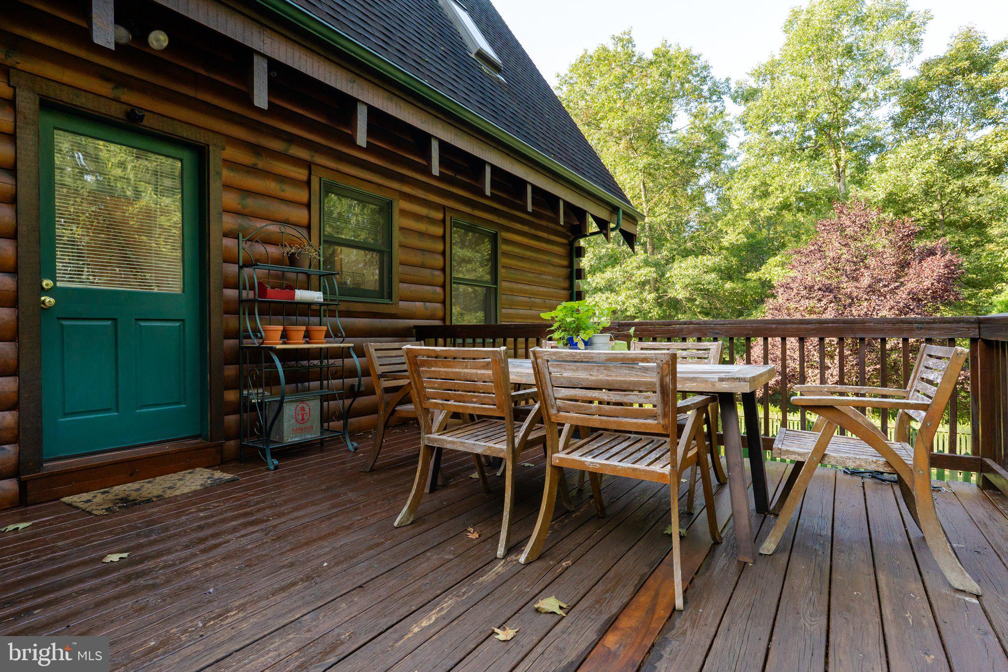 SLEEPY CREEK VIEW - Residential