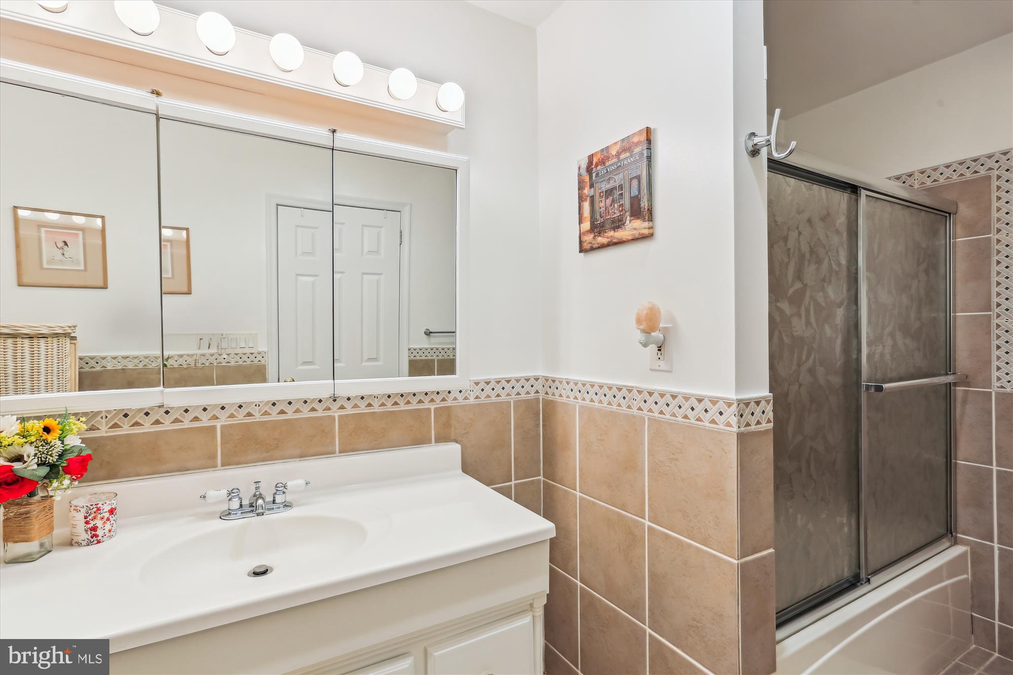 POTOMAC OUTSIDE - Residential