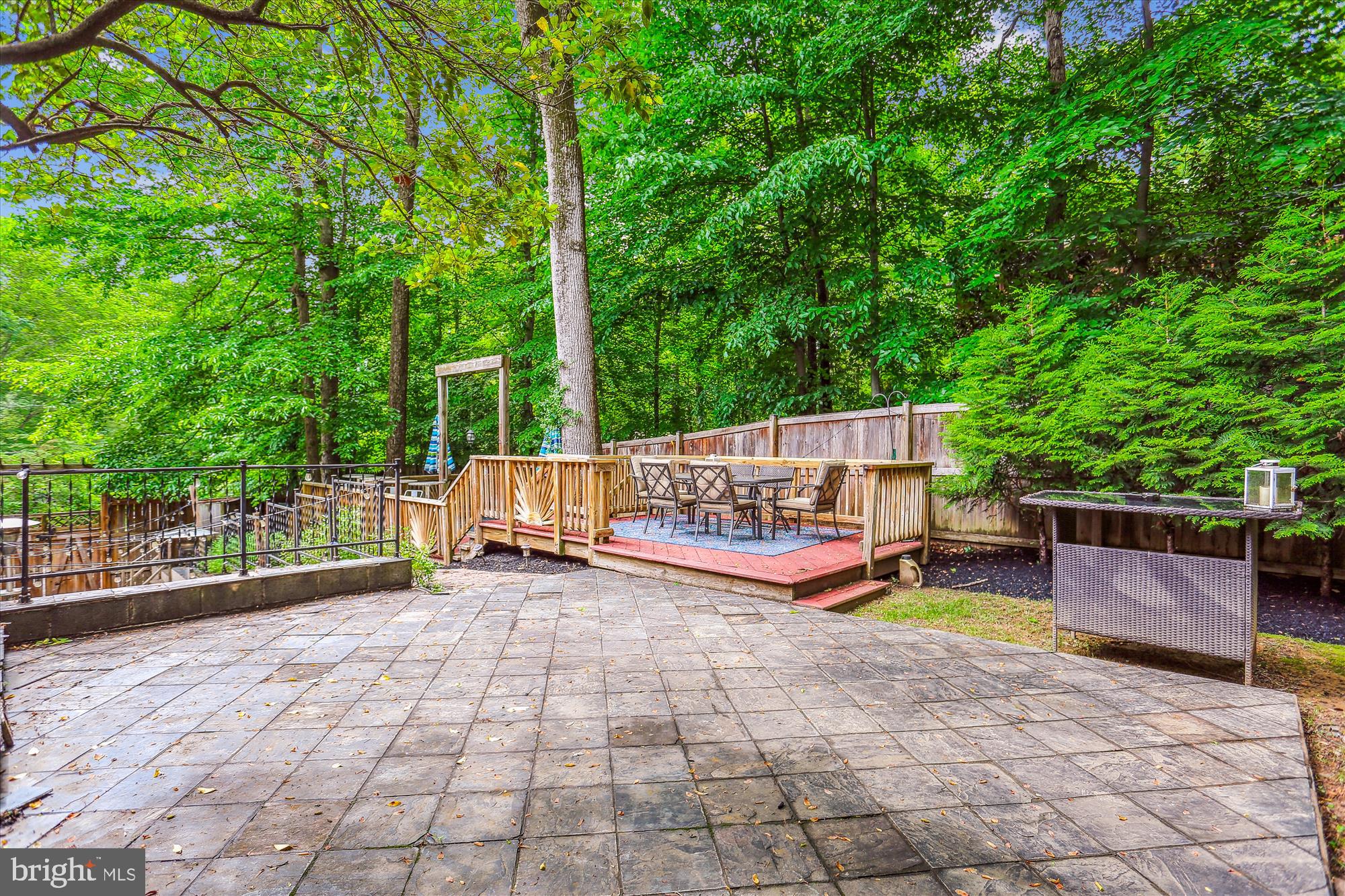 POTOMAC OUTSIDE - Residential