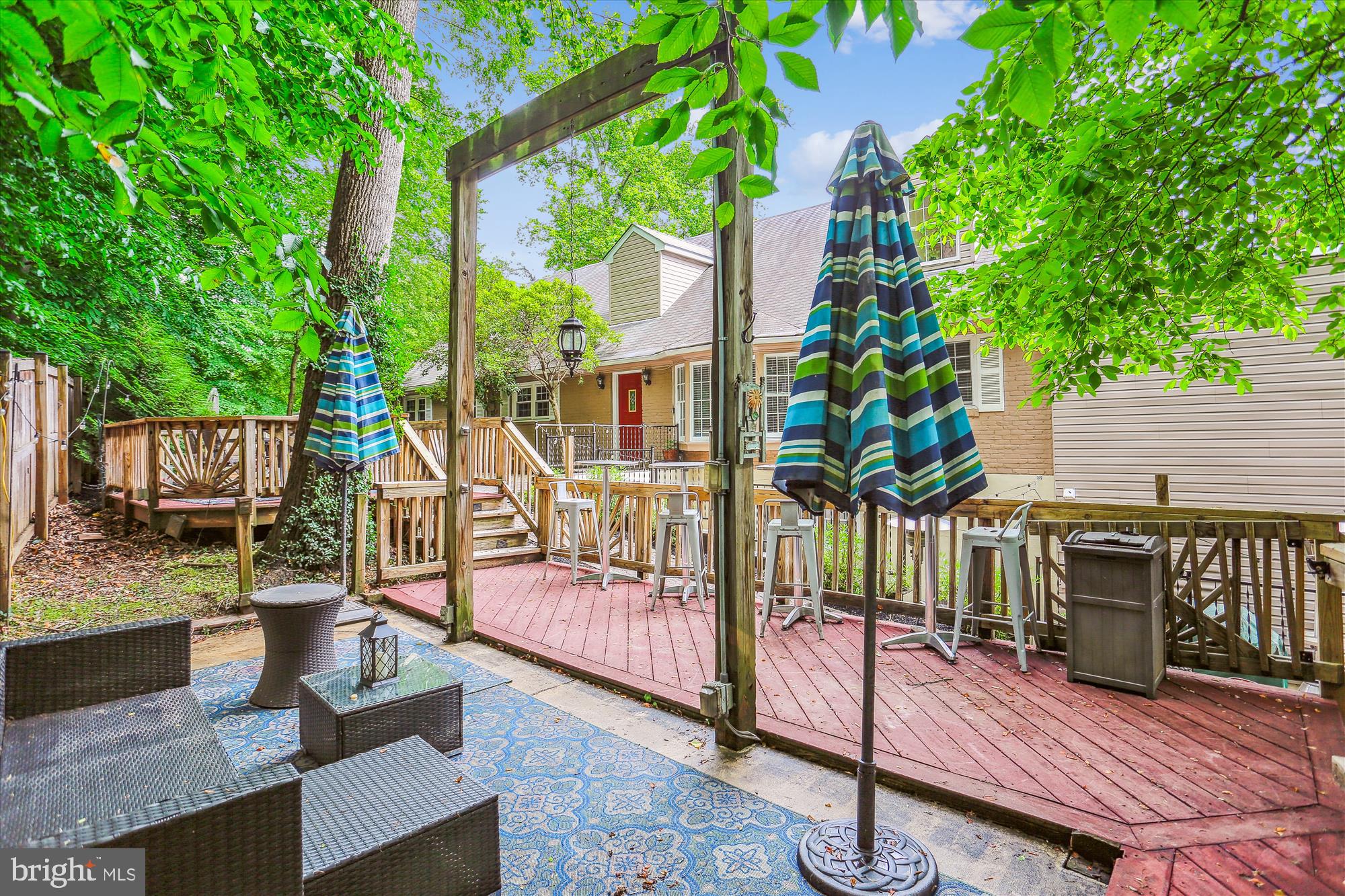 POTOMAC OUTSIDE - Residential