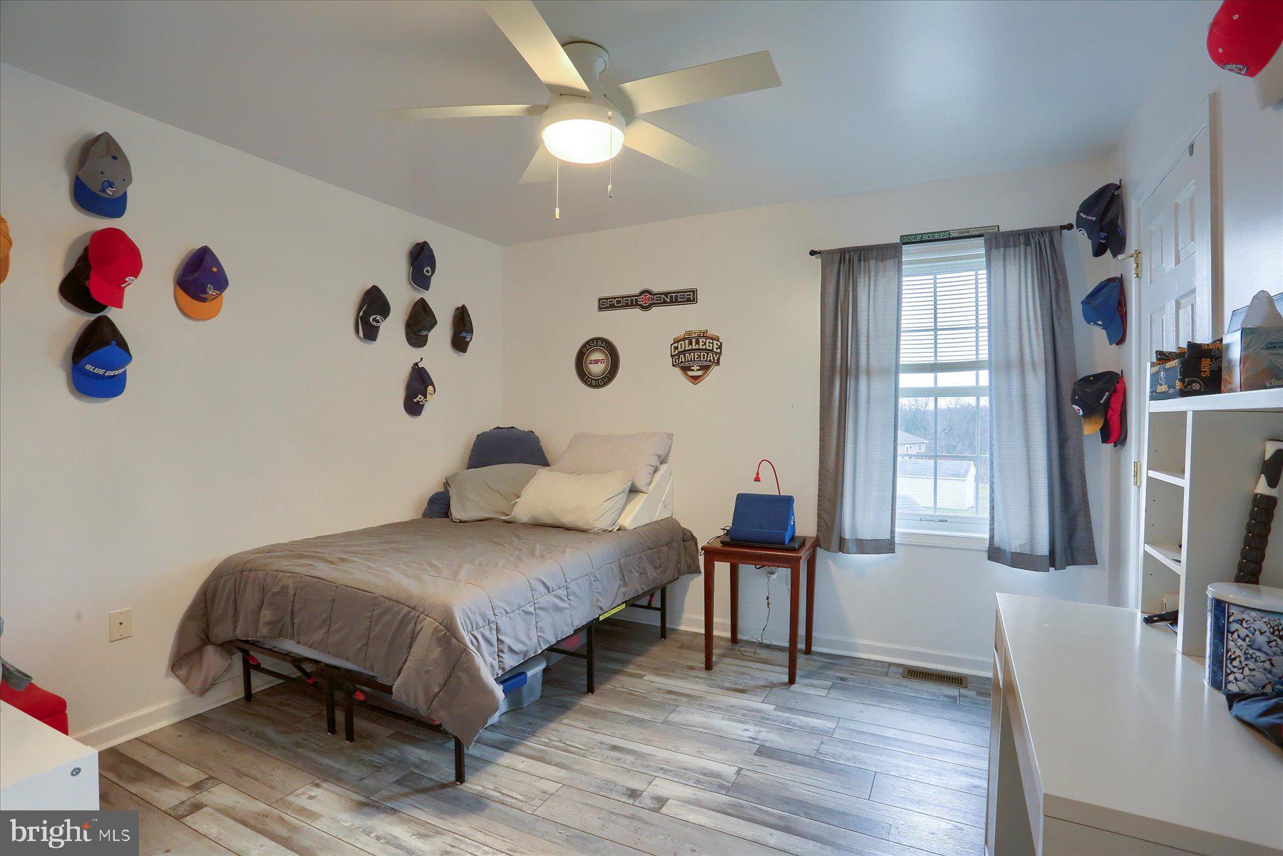 NORTH NEWTON HILLS - Residential