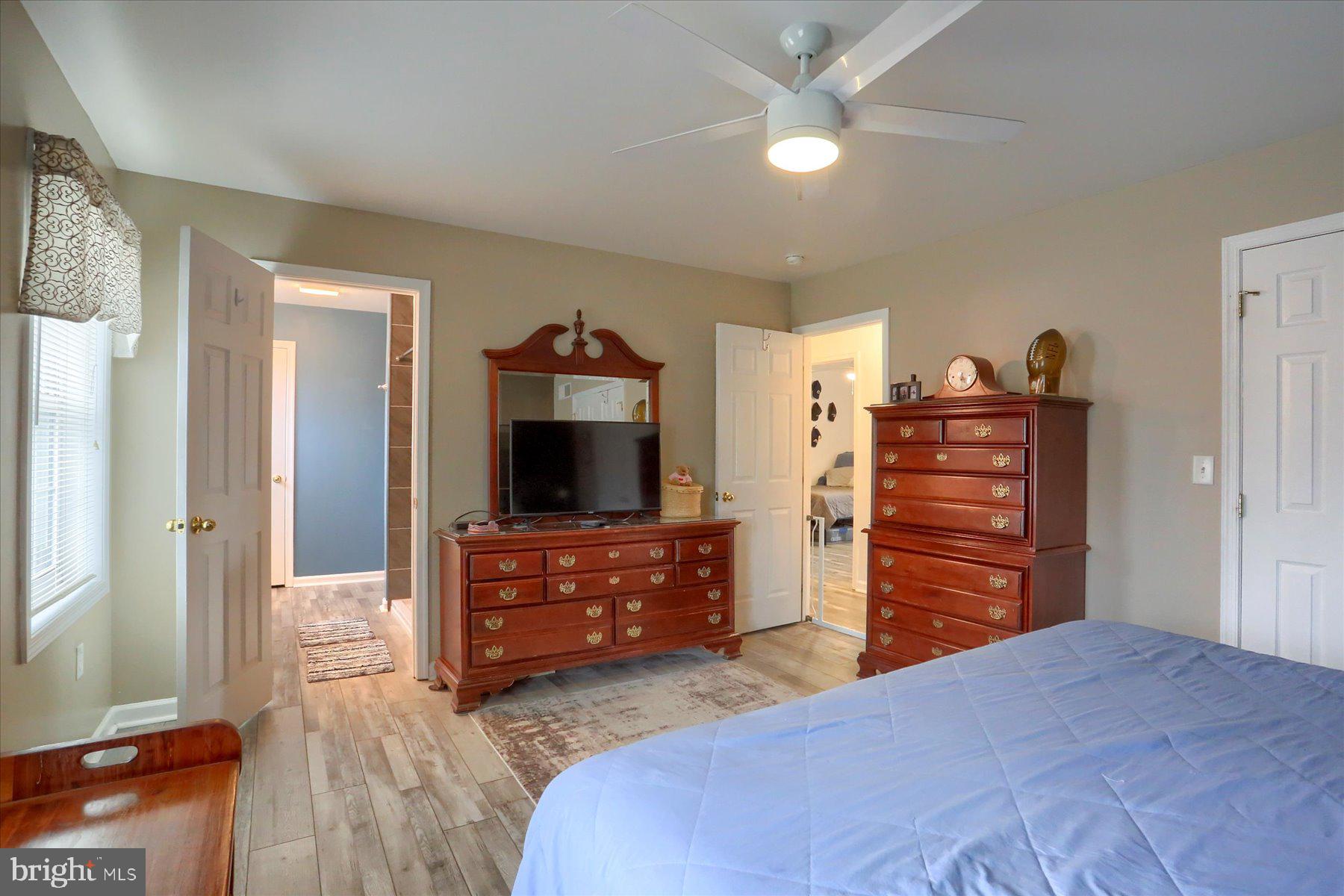 NORTH NEWTON HILLS - Residential