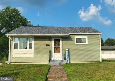 407 OAKLAND AVENUE MAPLE SHADE NJ 08052