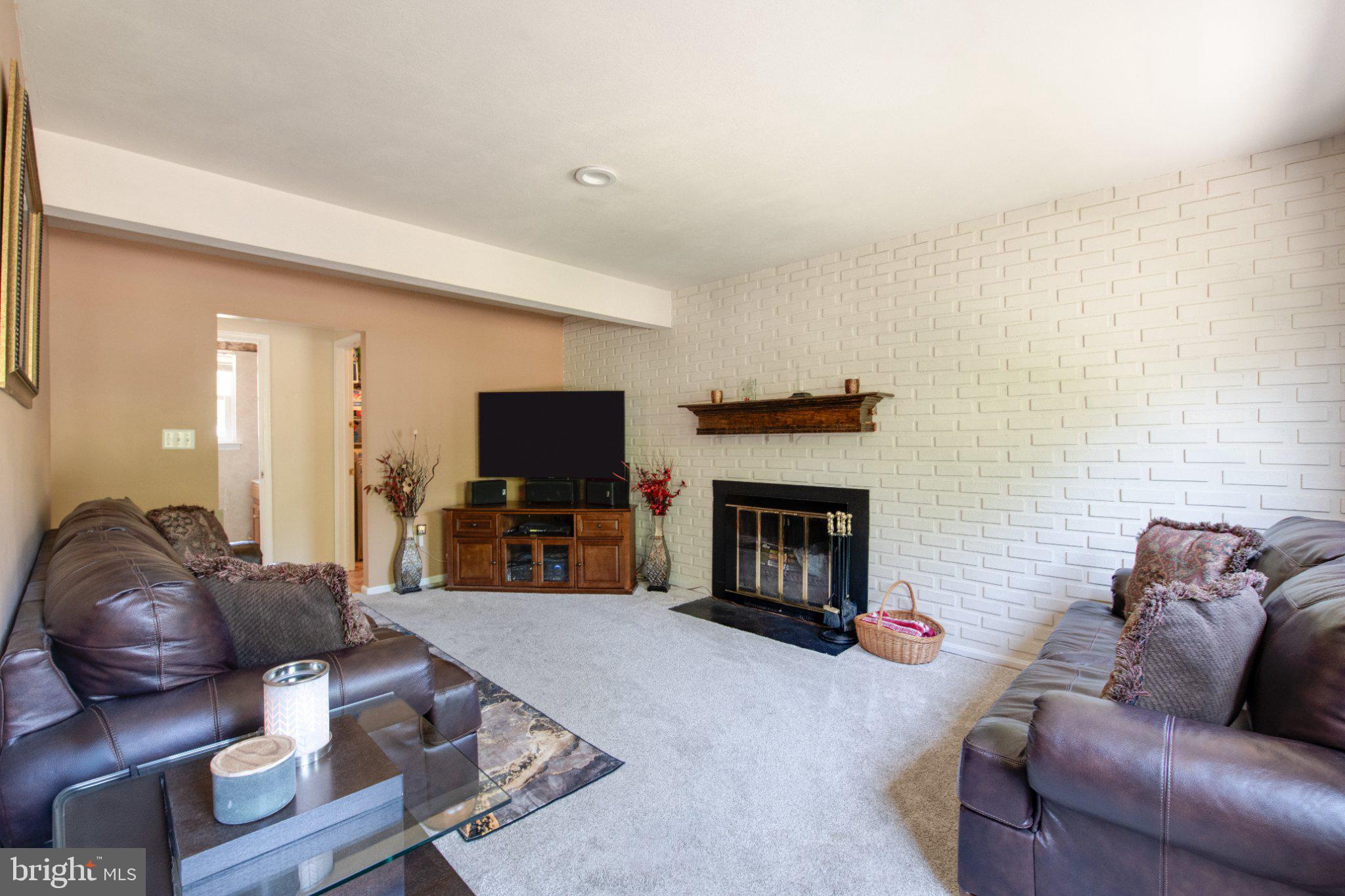 PISCATAWAY ESTATES - Residential