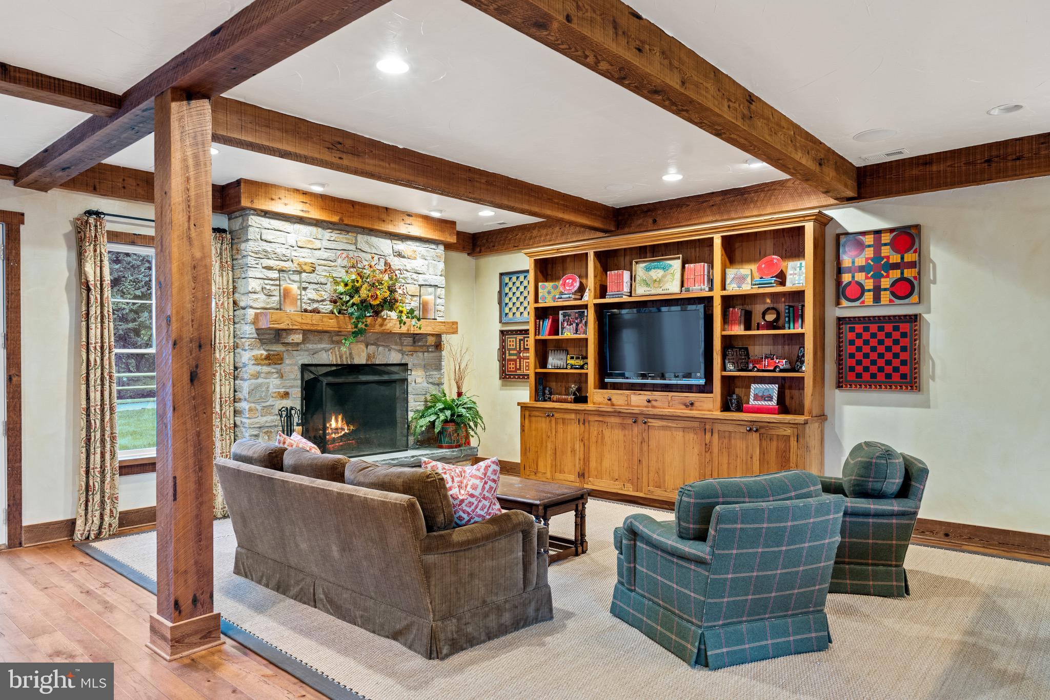 GREENSPRING VALLEY - Residential