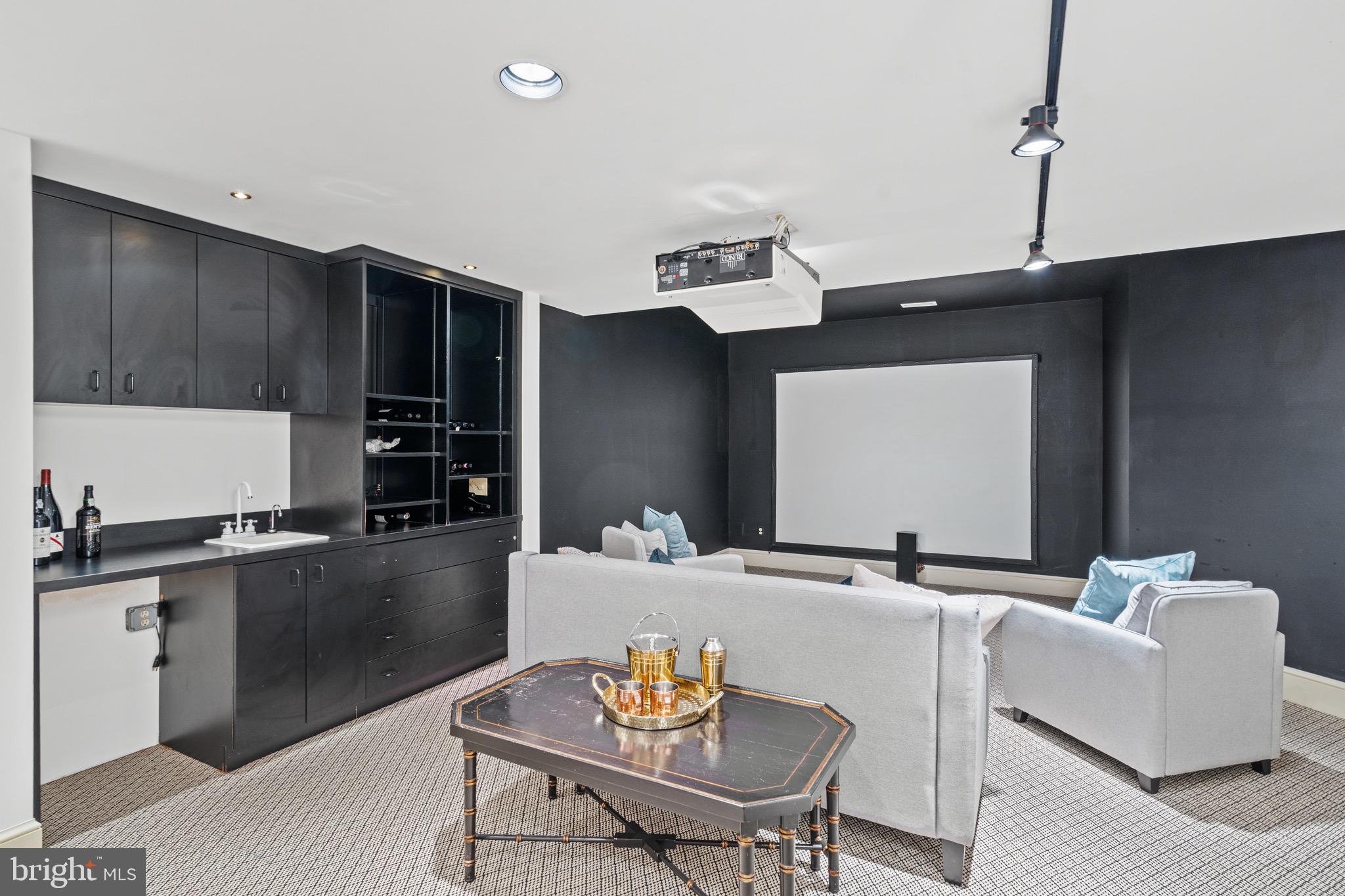 GREENSPRING VALLEY - Residential