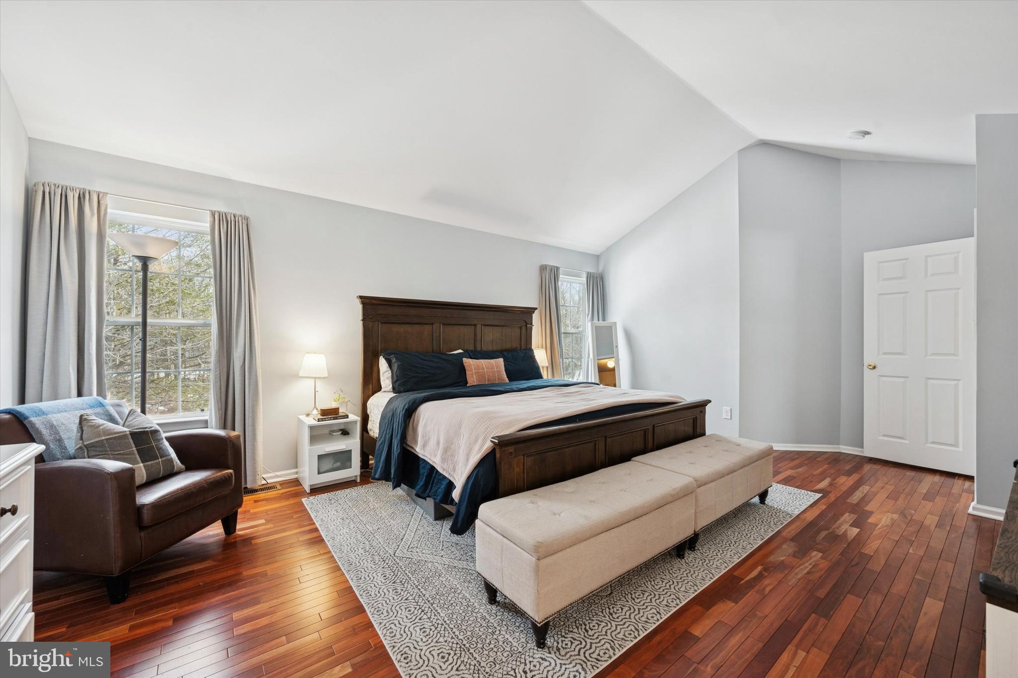 THE PINES - Residential