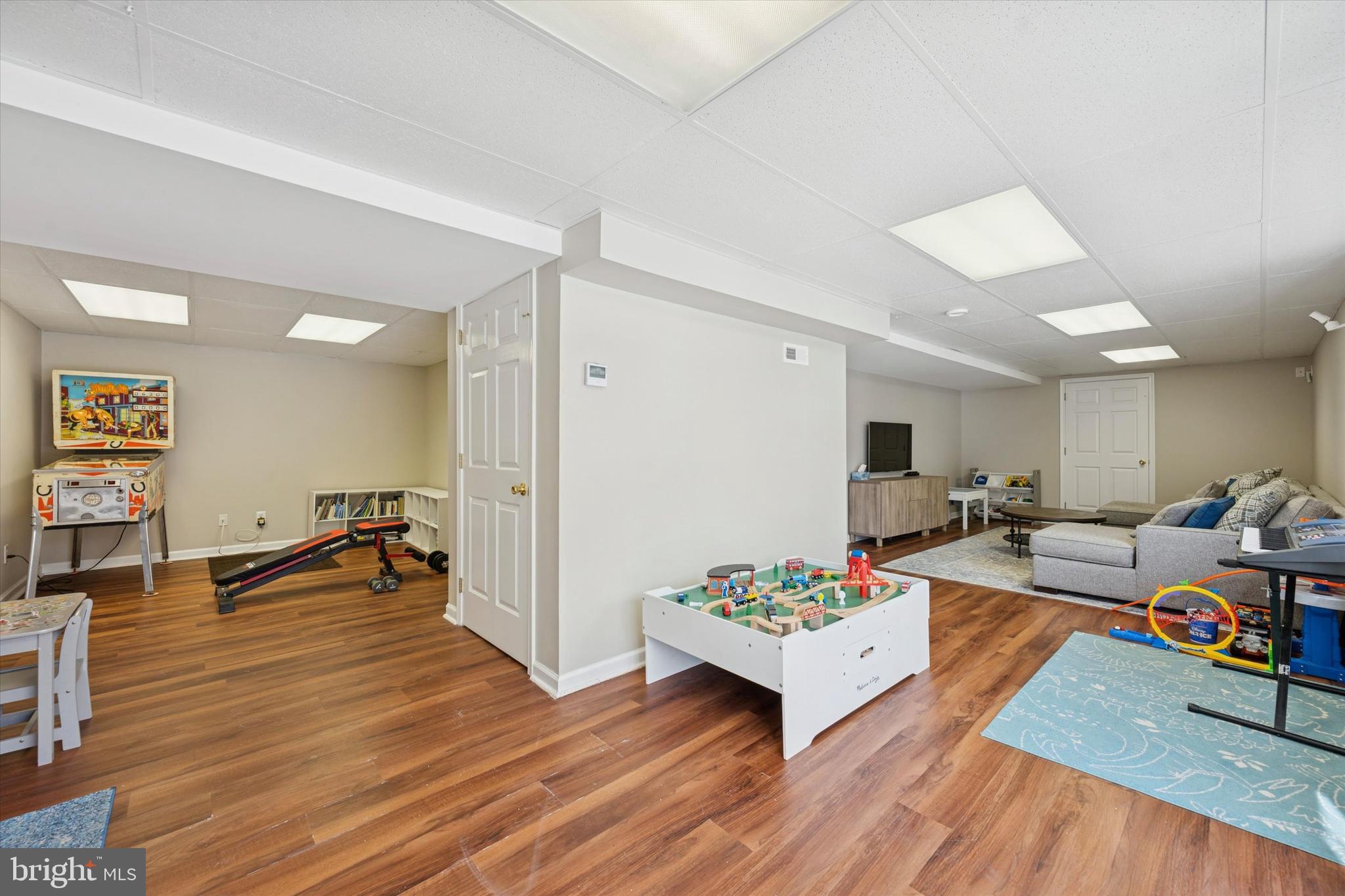 THE PINES - Residential