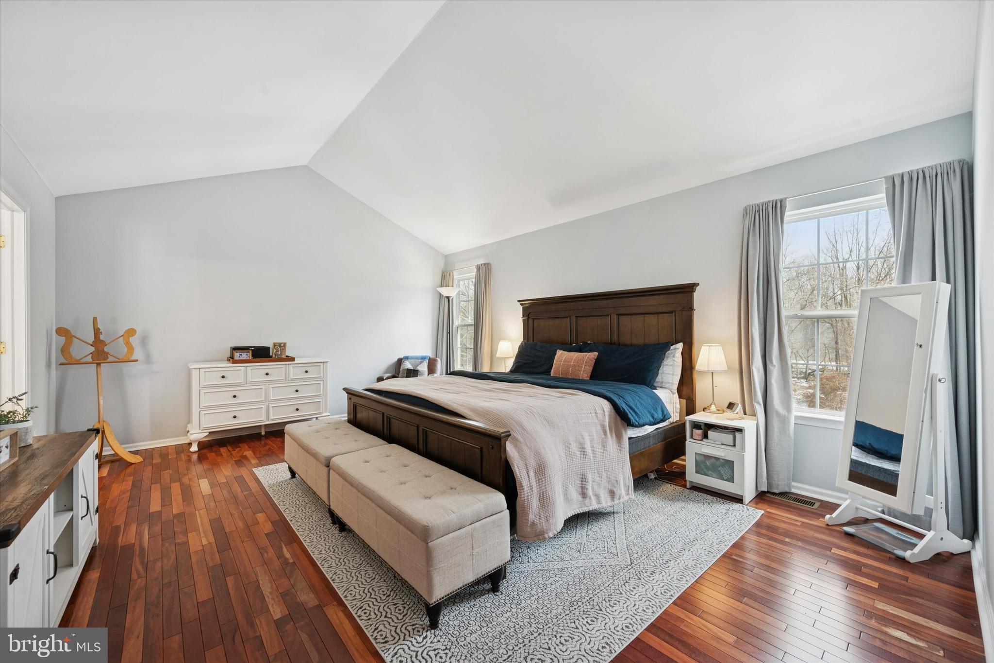 THE PINES - Residential