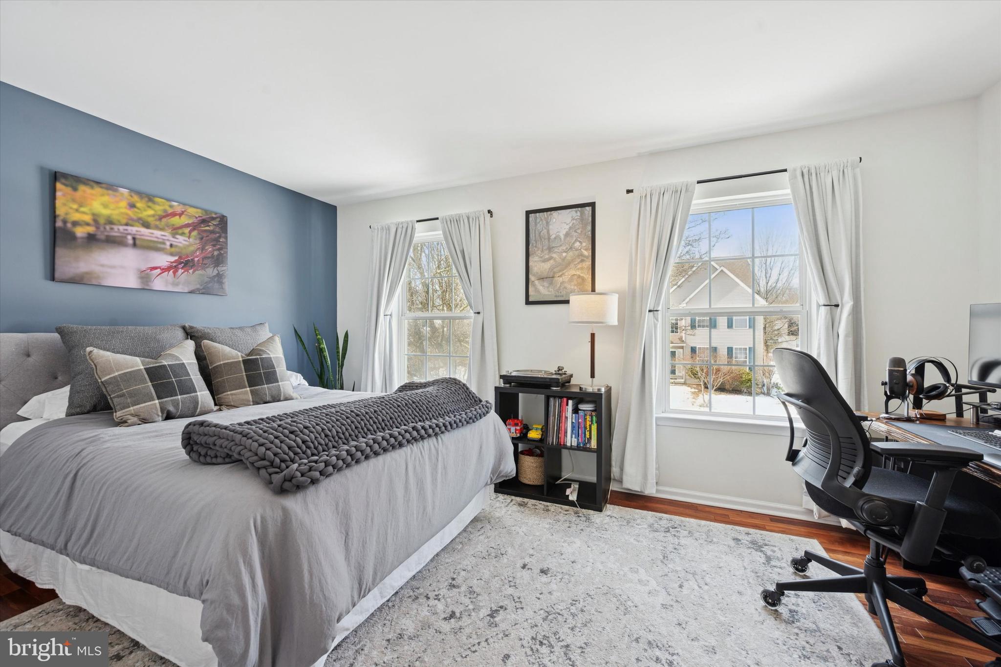 THE PINES - Residential