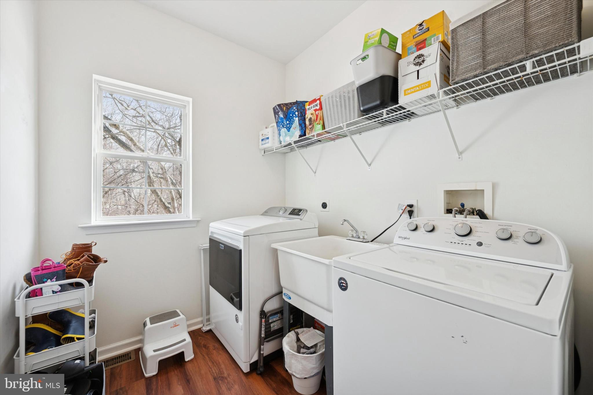 THE PINES - Residential