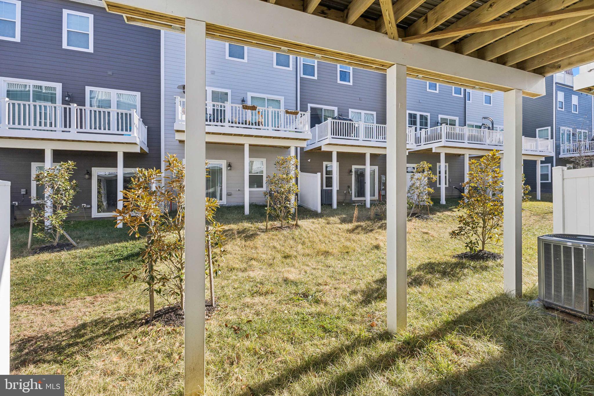 POTOMAC SHORES - Residential